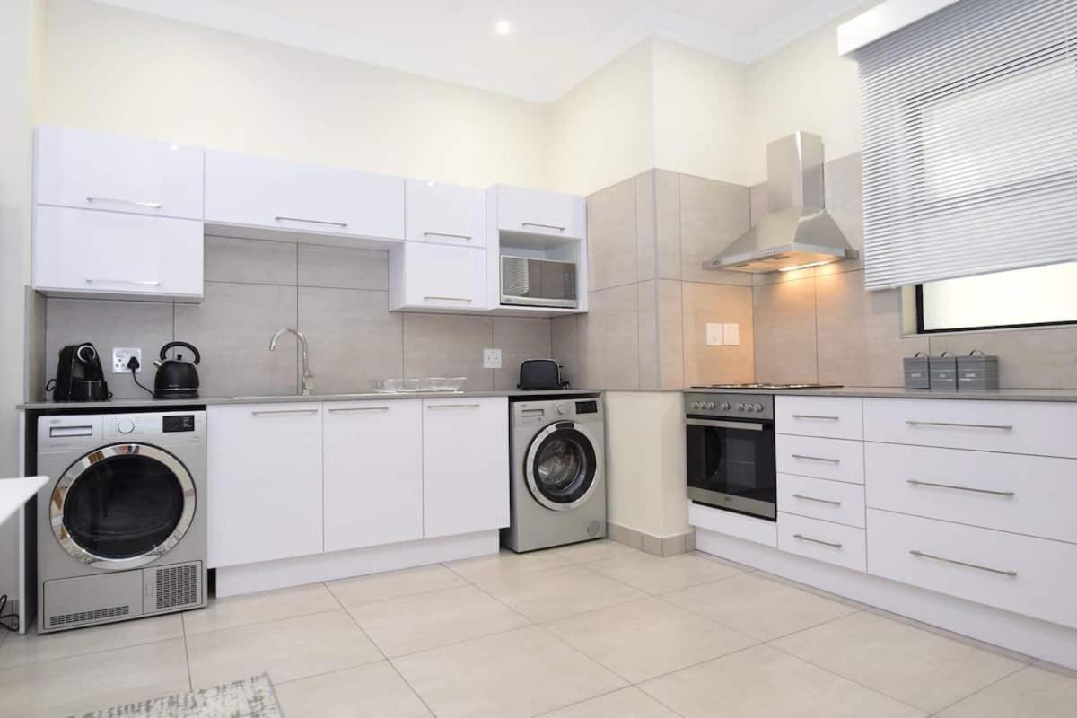 Elridge Living Appartement Boksburg Buitenkant foto